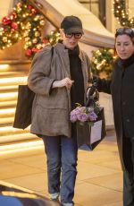OLIVIA COLMAN Leaves Corinthia Hotel in London 12/01/2023