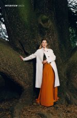 ROSAMUND PIKE in Grazia Magazine, December 2023