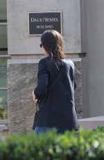 SANDRA BULLOCK Hheading to a Meeting at Warner Bros in Los Angeles 12/11/2023