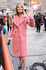 SAVANNAH GUTHRIE Arrives at Today Show in New York 12/06/2023