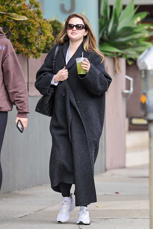 SELENA GOMEZ Out for Lunch at Kiyono Sushi Bar in Beverly Hills 12/19/2023