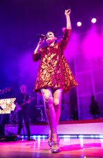 SOPHIE ELLIS BEXTOR Performs at Sheffield City Hall on Her 2023 Christmas Kitchen Disco UK Tour 12/03/2023