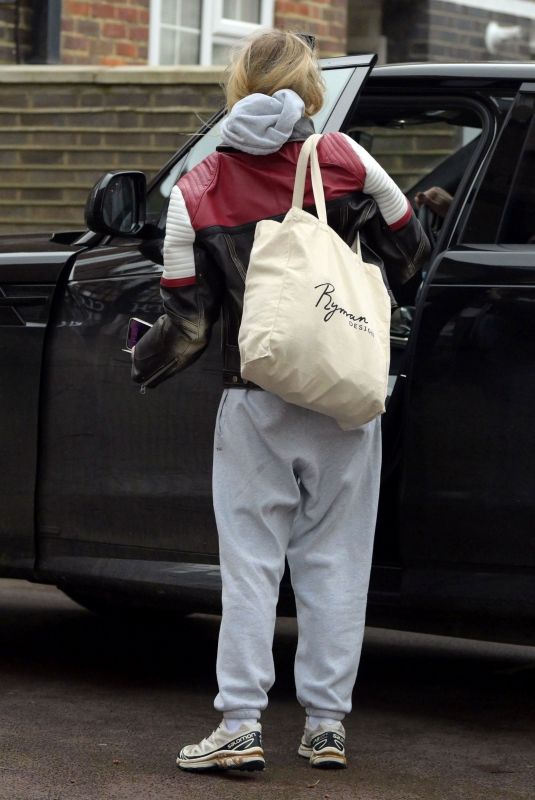 SOPHIE TURNER Out nd About in London 12/22/2023