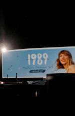 TAYLOR SWIFT in Apple Magazine, December 2023