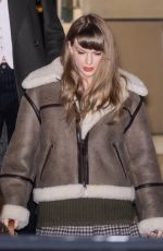 TAYLOR SWIFT Night Out in New York 12/08/2023