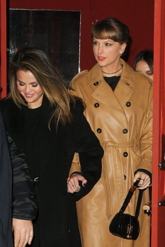TAYLOR SWIFT, SELENA GOMEZ, KELEIGH SPERRY and MILES TELLER Night Out in New York 12/12/2023