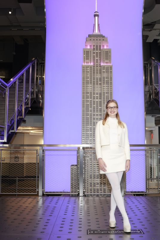 ANGOURIE RICE and Cast of Mean Girls at Empire State Building in New York 01/10/2024