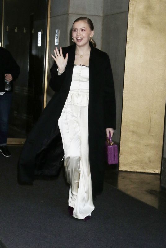 BEBE WOOD Arrives at Today Show in New York 01/08/2024