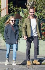 BECKI NEWTON on a Lunch Date at All Time Restaurant in Los Feliz 01/16/2024