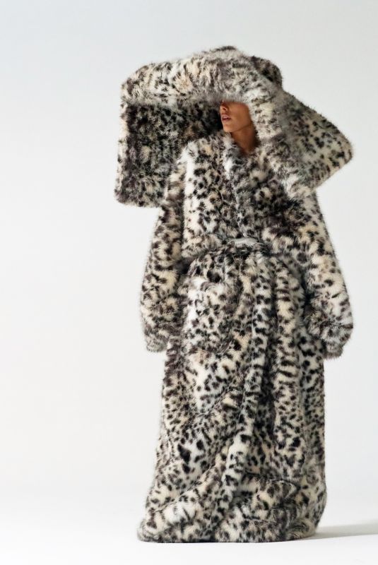 BIANCA CENSORI Covered Head-to-toe in Fur at a Studio in Los Angeles 01/23/2024