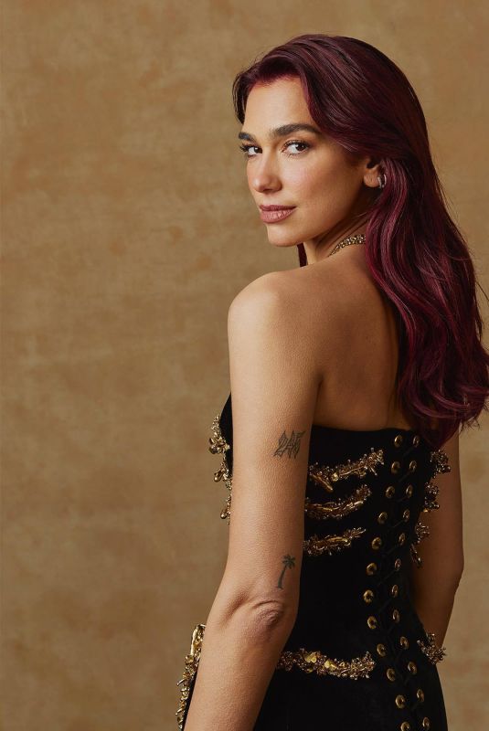 DUA LIPA at Portrait Booth at 81st Golden Globe Awards 01/07/2024