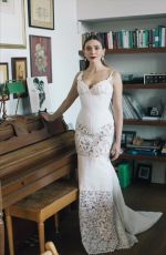 ELIZABETH OLSEN - Golden Globe Awards 2024 Photoshoot