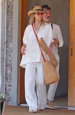 ELLE MACPHERSON and Doyle Bramhall Out at Avalon