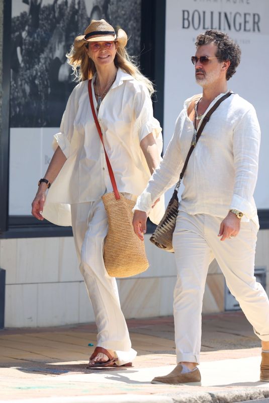 ELLE MACPHERSON and Doyle Bramhall Out at Avalon