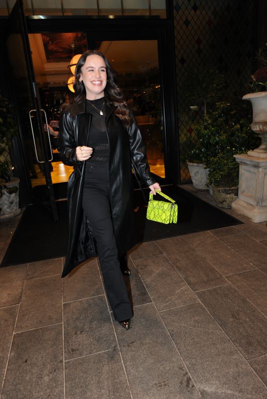 ELLIE LEACH Celebrates Her Mums Birthday at Ivy Bar and Restaurant in Manchester 01/06/2024
