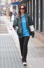 EMILY RATAJKOWSKI Arrives at Her Apartment in New York 01/24/2024