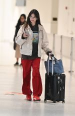 EMILY RATAJKOWSKI at JFK Airport in New York 01/02/2024