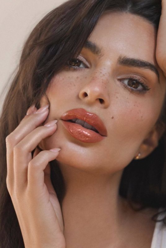 EMILY RATAJKOWSKI for Hourglass Cosmetics 2024