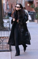 EMILY RATAJKOWSKI Heading to a Photoshoot in New York 01/10/2024