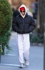 EMILY RATAJKOWSKI Out and About in New York 01/08/2024
