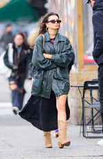 EMILY RATAJKOWSKI Out and About in New York 01/10/2024