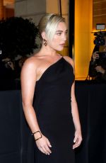 FLORENCE PUGH Arrives at Valentino Haute Couture Spring/summer 2024 Show in Paris 01/24/2024