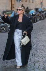 FLORENCE PUGH Out and About in Rome 01/25/2024