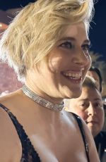 GRETA GERWIG Signs Autographs for Fans at Palm Springs Film Festival 01/04/2024