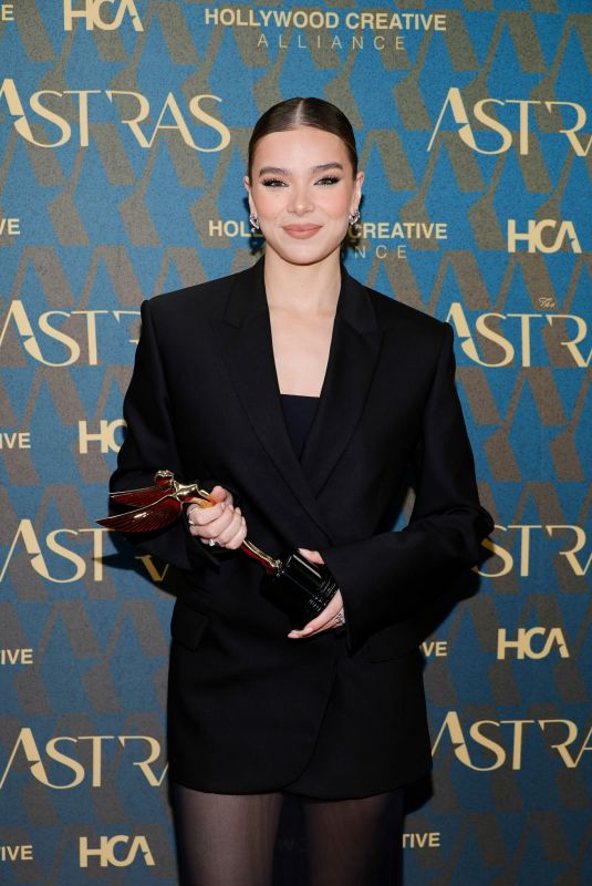 HAILEE STEINFELD at Astra Film Awards in Los Angeles 01/06/2024