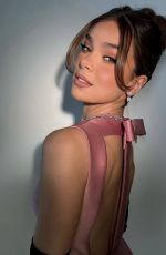 HAILEE STEINFELD - Golden Globes Awards Photoshoot, January 2024