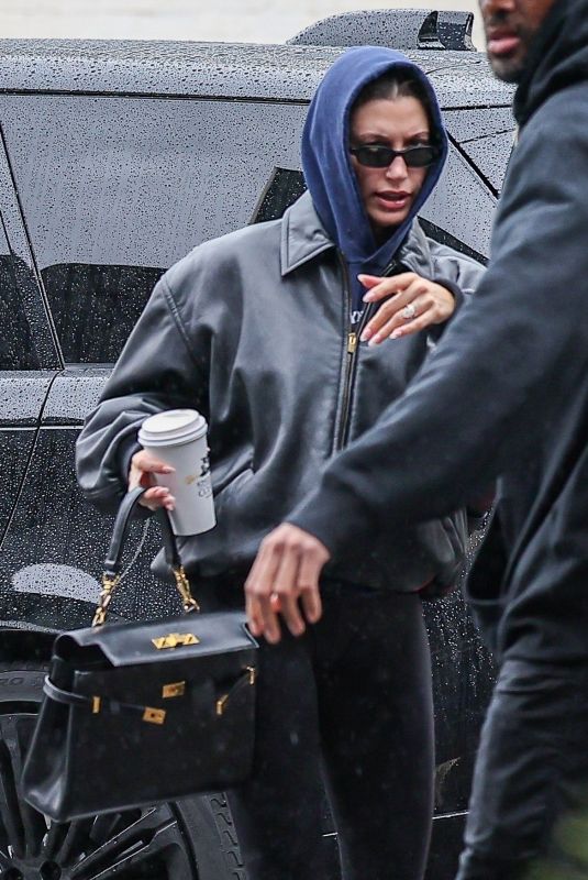 HAILEY BIEBER Shopping at XIV Karats Store in Beverly Hills 12/21/2023