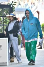 JACKIE and Adam SANDLER Out Shopping at Brentwood Country Mart 01/14/2024