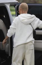 JADA PINKETT and WILLOW SMITH at a Post-lunch Walk with Friends 01/06/2024
