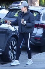 JENNIFER GARNER Out for an Early Morning Coffee Run in Brentwood 01/09/2024