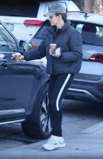 JENNIFER GARNER Out for an Early Morning Coffee Run in Brentwood 01/09/2024