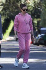 JENNIFER GARNER Out for Morning Walk in Brentwood 01/28/2024