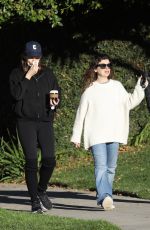 JENNIFER GARNER Out for Morning Walk with Friends in Santa Monica 01/29/2024