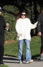 JENNIFER GARNER Out for Morning Walk with Friends in Santa Monica 01/29/2024