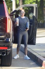 JENNIFER LOPEZ Arrives at a Gym in Los Angeles 01/30/2024