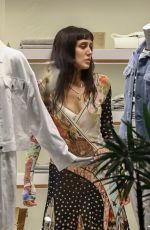 JESSE JO STARK Shopping at Brunello Cucinelli in Los Angeles 01/02/2024