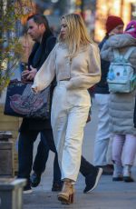 KATE HUDSON Out and About in New York 01/05/2024