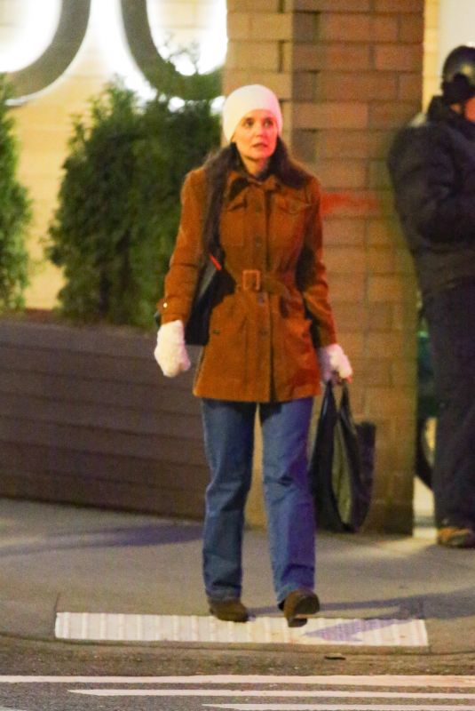 KATIE HOLMES Night Out in New York 01/04/2024