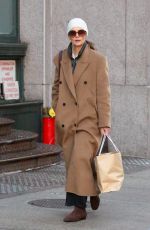 KATIE HOLMES Out and About in New York 01/05/2024