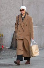 KATIE HOLMES Out and About in New York 01/05/2024