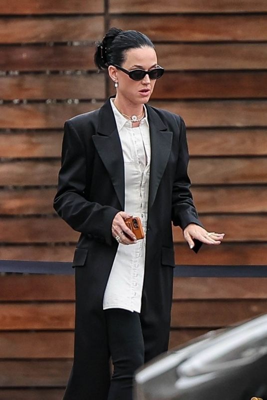 KATY PERRY Out Shopping at Maxfield in Los Angeles 01/25/2024