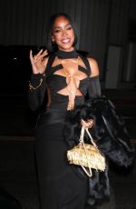 KELLY ROWLAND Celebrates Tim Weatherspoon