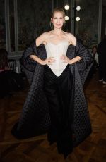 KELLY RUTHERFORD at Ashi Studio Haute Couture Spring/Summer 2024 Show at Paris Fashion Week 01/25/2024
