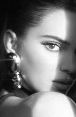 KENDALL JENNER - L