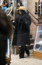 KIM KARDASHIAN at Kemo Sabe Cowboy Hat Store in Aspen 01/17/2024
