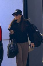 KYLE RICHARDS Arrives Back in Los Angeles 01/12/2024